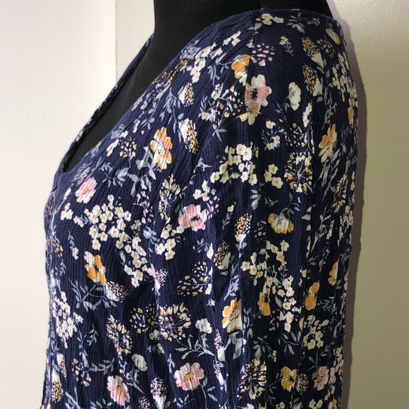 🛍️New Wallflower Boho Floral Top - Picture 8 of 14